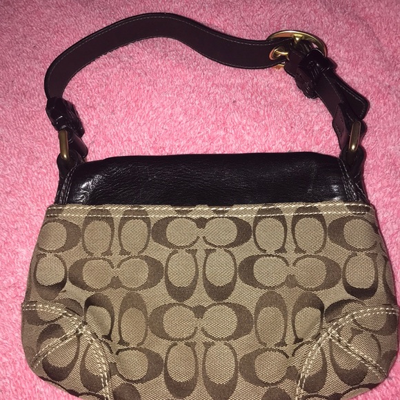 Used Coach Purse - Picture 2 of 6